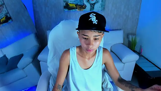 nova sex01 online show from October 2025 04:02:01 AM