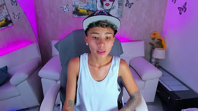 nova sex01 online show from December 2025 09:00:01 PM