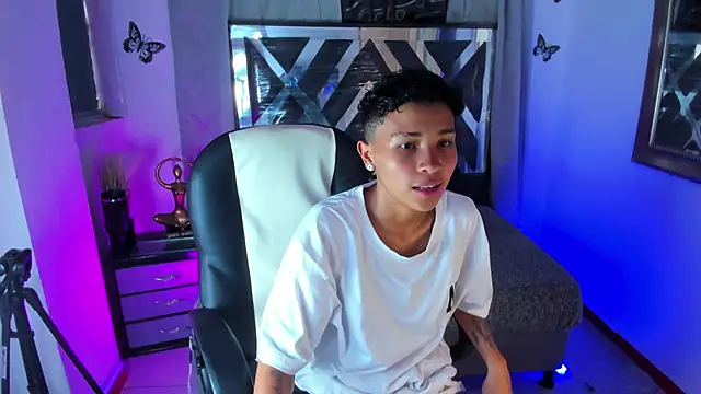 nova sex01 online show from April 2026 08:44:01 PM