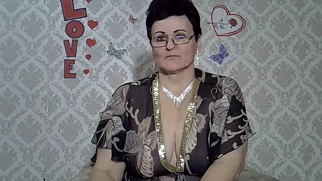 Snapshot of PaulaGolden chatting on December 2024 07:43:02 PM PaulaGolden online show from December 2024 07:43:02 PM