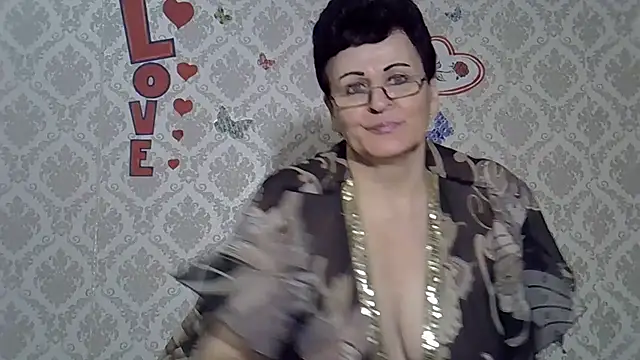 Snapshot of PaulaGolden chatting on February 2025 11:50:01 AM PaulaGolden online show from February 2025 11:50:01 AM
