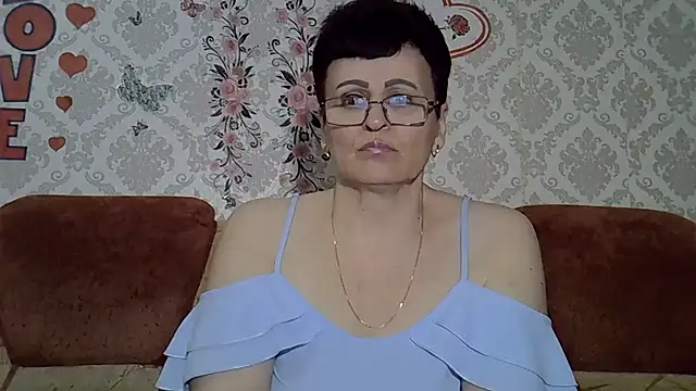 PaulaGolden online show from May 2026 07:18:01 PM