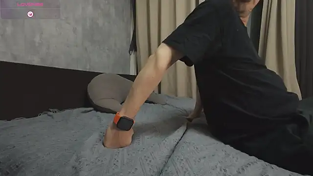 Snapshot of NETORARE_SECRET chatting on March 2026 09:39:02 AM NETORARE SECRET online show from March 2026 09:39:02 AM