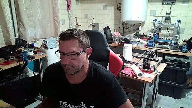 Snapshot of snork80 chatting on September 2025 07:19:01 AM snork80 online show from September 2025 07:19:01 AM