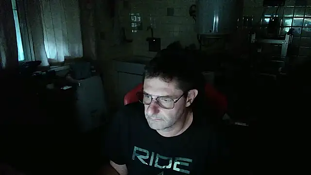 Snapshot of snork80 chatting on September 2025 04:40:01 PM snork80 online show from September 2025 04:40:01 PM