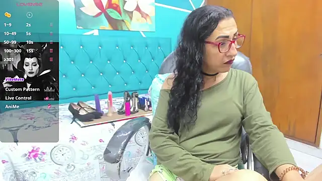 sabrina dupont online show from October 2025 12:48:02 PM