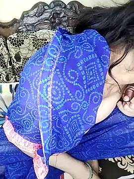 Snapshot of Fair-magic-woman chatting on November 2025 12:32:01 AM Fair-magic-woman online show from November 2025 12:32:01 AM