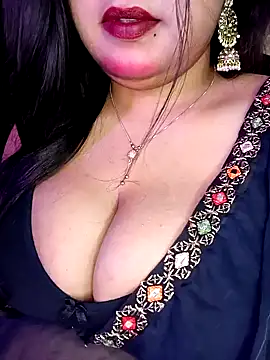 Snapshot of Suhanakhan00 chatting on March 2025 04:58:02 PM Suhanakhan00 online show from March 2025 04:58:02 PM