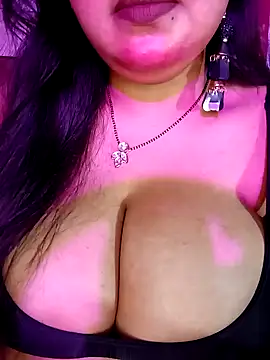 Snapshot of Suhanakhan00 chatting on November 2025 05:39:02 AM Suhanakhan00 online show from November 2025 05:39:02 AM