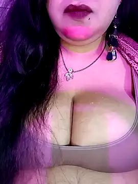 Snapshot of Suhanakhan00 chatting on November 2025 05:07:02 AM Suhanakhan00 online show from November 2025 05:07:02 AM