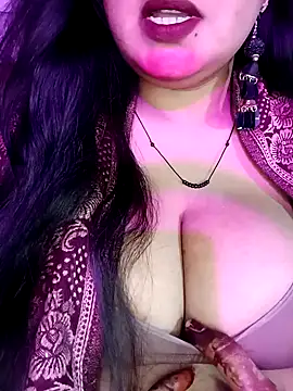 Snapshot of Suhanakhan00 chatting on December 2025 05:13:01 AM Suhanakhan00 online show from December 2025 05:13:01 AM