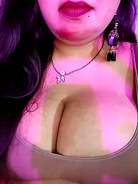 Snapshot of Suhanakhan00 chatting on December 2025 09:36:01 AM Suhanakhan00 online show from December 2025 09:36:01 AM