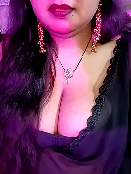 Suhanakhan00 online show from February 2026 07:59:02 AM
