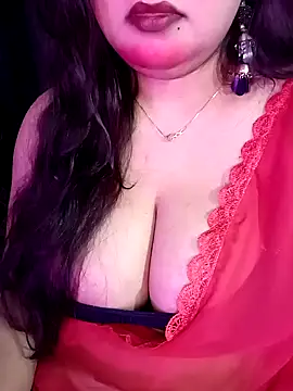 Suhanakhan00 online show from March 2026 06:56:01 PM