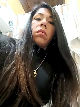 Karenn12 online show from November 2025 03:23:01 AM