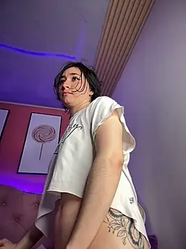 Sophie LS online show from January 2025 11:07:01 AM