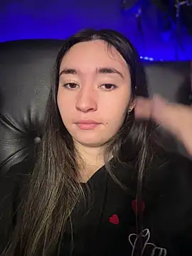 Sophie LS online show from April 2026 12:29:02 PM