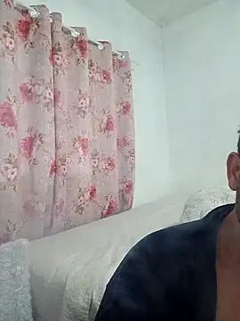 Snapshot of KAZADO_LIBERAL chatting on September 2025 01:46:02 PM KAZADO LIBERAL online show from September 2025 01:46:02 PM