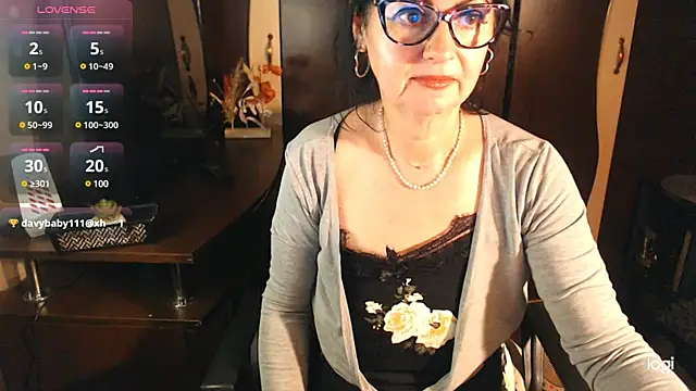 Snapshot of exymilf_ chatting on February 2025 05:50:02 PM exymilf online show from February 2025 05:50:02 PM