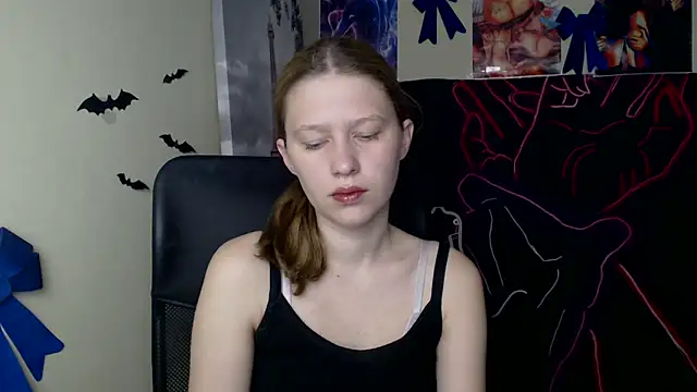 Snapshot of StellaCRL chatting on April 2026 06:27:02 AM StellaCRL online show from April 2026 06:27:02 AM