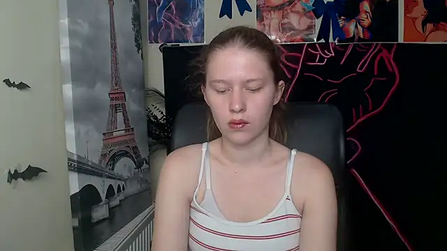 Snapshot of StellaCRL chatting on May 2026 06:19:02 AM StellaCRL online show from May 2026 06:19:02 AM
