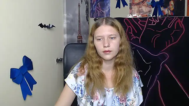 StellaCRL online show from June 2026 06:18:02 PM