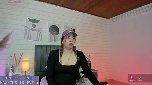 Lizzie-Evans online show from June 2026 12:03:02 PM