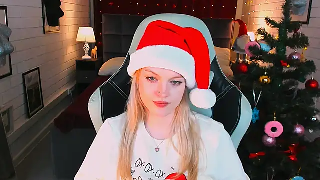 Snapshot of GraceGlamour chatting on December 2024 11:28:01 AM GraceGlamour online show from December 2024 11:28:01 AM
