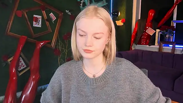 Snapshot of GraceGlamour chatting on March 2026 05:02:01 AM GraceGlamour online show from March 2026 05:02:01 AM