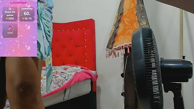 Snapshot of sharoncute1 chatting on January 2025 09:40:02 PM sharoncute1 online show from January 2025 09:40:02 PM
