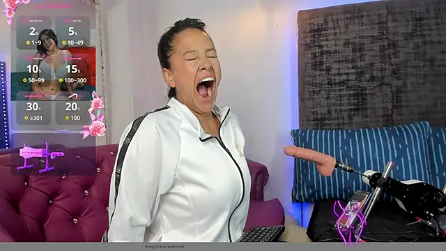 sharoncute1 online show from November 2025 09:48:02 PM