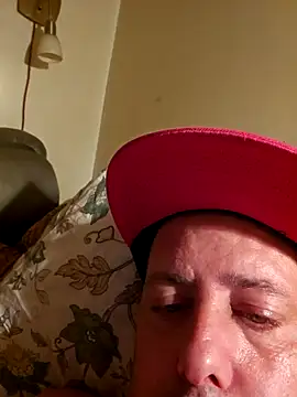 HeteroHotGuy1 online show from September 2025 08:32:02 PM