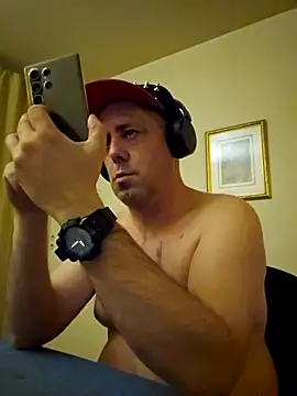 HeteroHotGuy1 online show from November 2025 07:59:02 PM