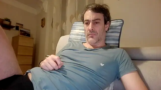 Snapshot of basquehotboy chatting on February 2026 09:59:02 PM basquehotboy online show from February 2026 09:59:02 PM