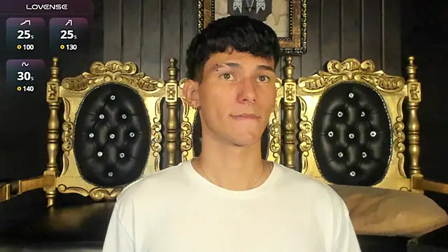 Snapshot of Alexx_tc chatting on January 2025 04:58:01 AM Alexx tc online show from January 2025 04:58:01 AM