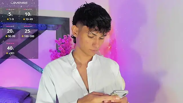 Snapshot of Alexx_tc chatting on January 2025 04:30:02 AM Alexx tc online show from January 2025 04:30:02 AM