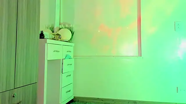 Snapshot of Alexx_tc chatting on March 2025 05:05:02 AM Alexx tc online show from March 2025 05:05:02 AM