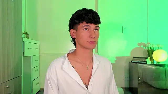 Snapshot of Alexx_tc chatting on March 2025 11:21:01 AM Alexx tc online show from March 2025 11:21:01 AM