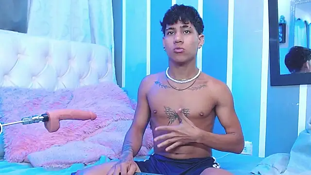 Sexys Boys Hot1 online show from January 2025 08:41:01 AM