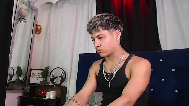 Sexys Boys Hot1 online show from June 2026 05:12:01 AM
