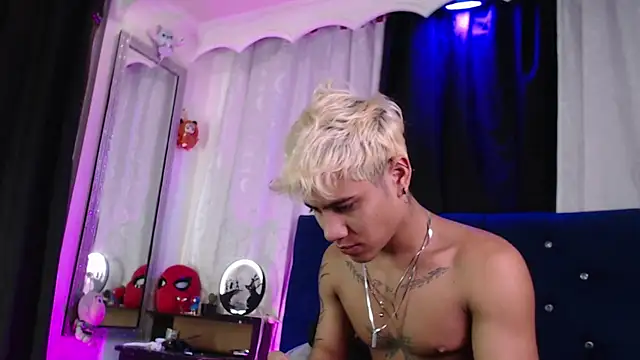 Sexys Boys Hot1 online show from August 2026 12:46:01 AM