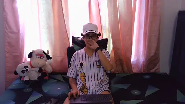 thomascooper7 online show from June 2026 07:41:02 PM