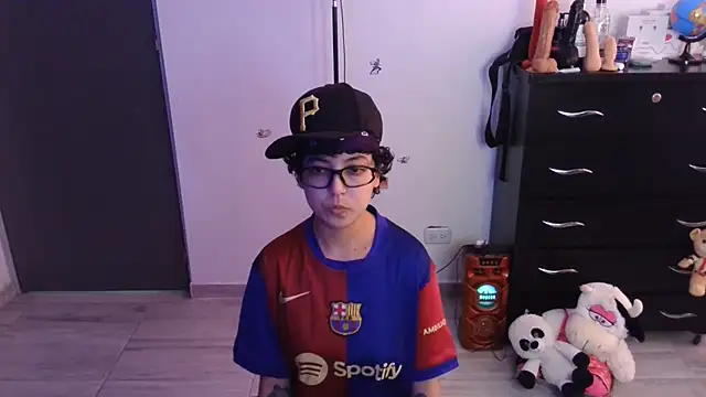 thomascooper7 online show from July 2026 07:38:02 PM