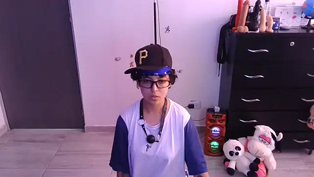 thomascooper7 online show from August 2026 08:01:01 PM