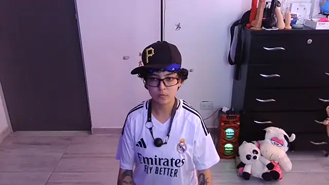 thomascooper7 online show from August 2026 07:27:02 PM