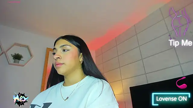 Christine Laam online show from October 2025 12:05:01 PM