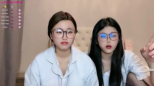 MM YY SS online show from December 2025 09:28:02 AM