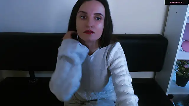 LaimaV  online show from January 2025 04:59:01 PM