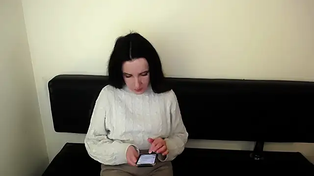 LaimaV  online show from October 2025 07:52:02 AM