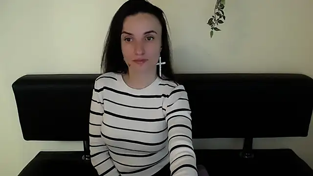 LaimaV  online show from March 2026 09:04:02 PM